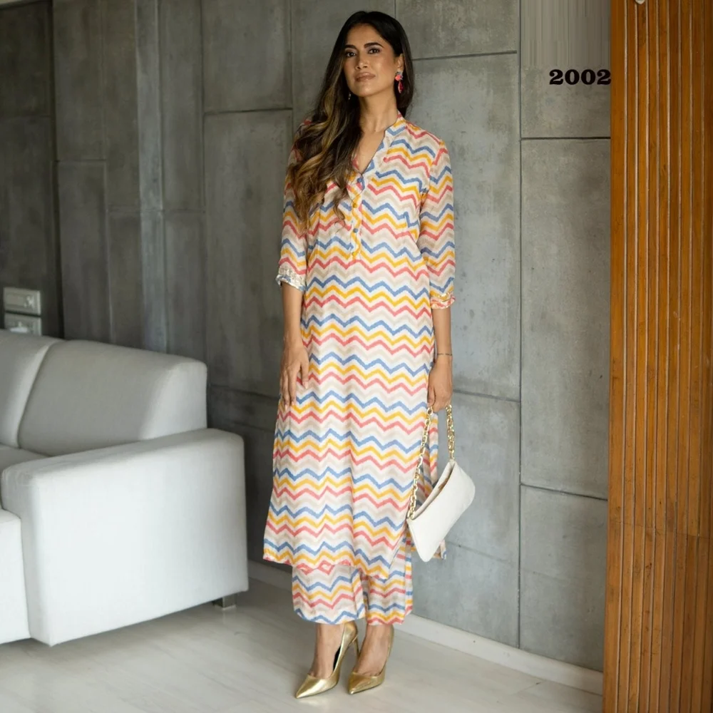 NWT: Multi-color KURTIS WITH PANT - Pure Muslin With Heavy Digital Print - Picture 5 of 5